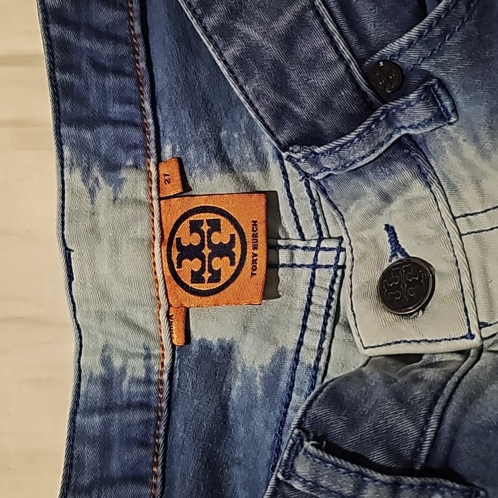 Tori Burch Short Stretchy Jean Shorts Size  27